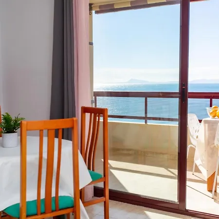 Florazar Beachfront Apartment Cullera