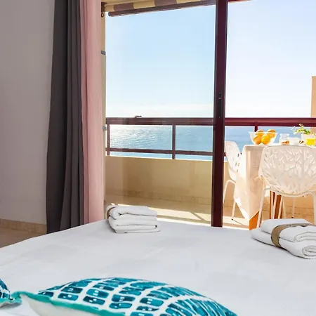 Florazar Beachfront Apartment Cullera